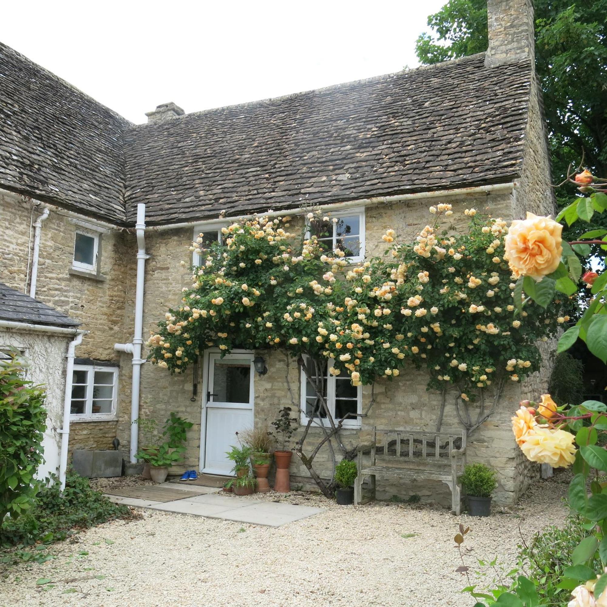 Characterful Cotswold Cottage Cirencester Bagian luar foto